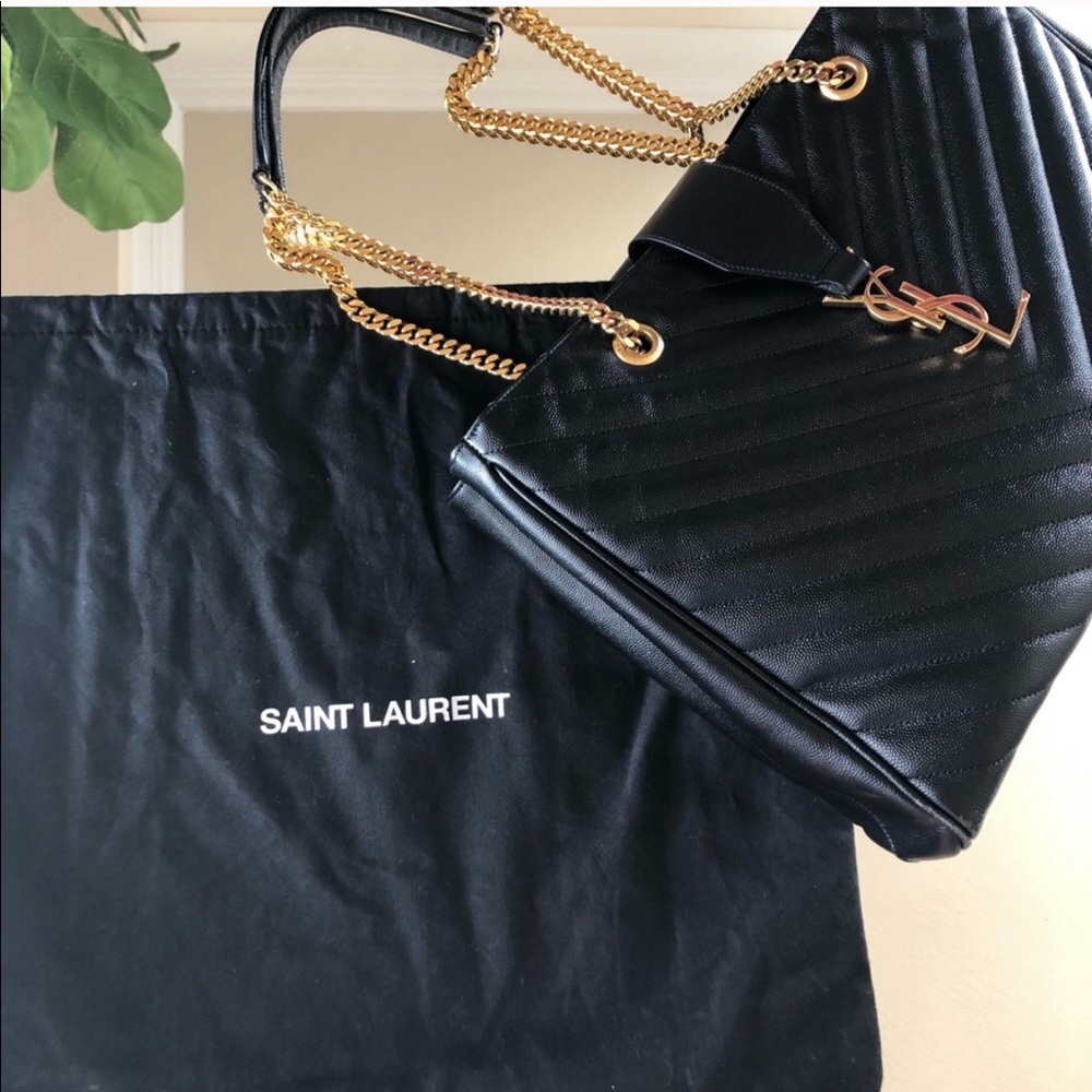 ✖️SOLD ✖️🇫🇷SAINT LAURENT Monogram Shopping Bag - Picture 7 of 8